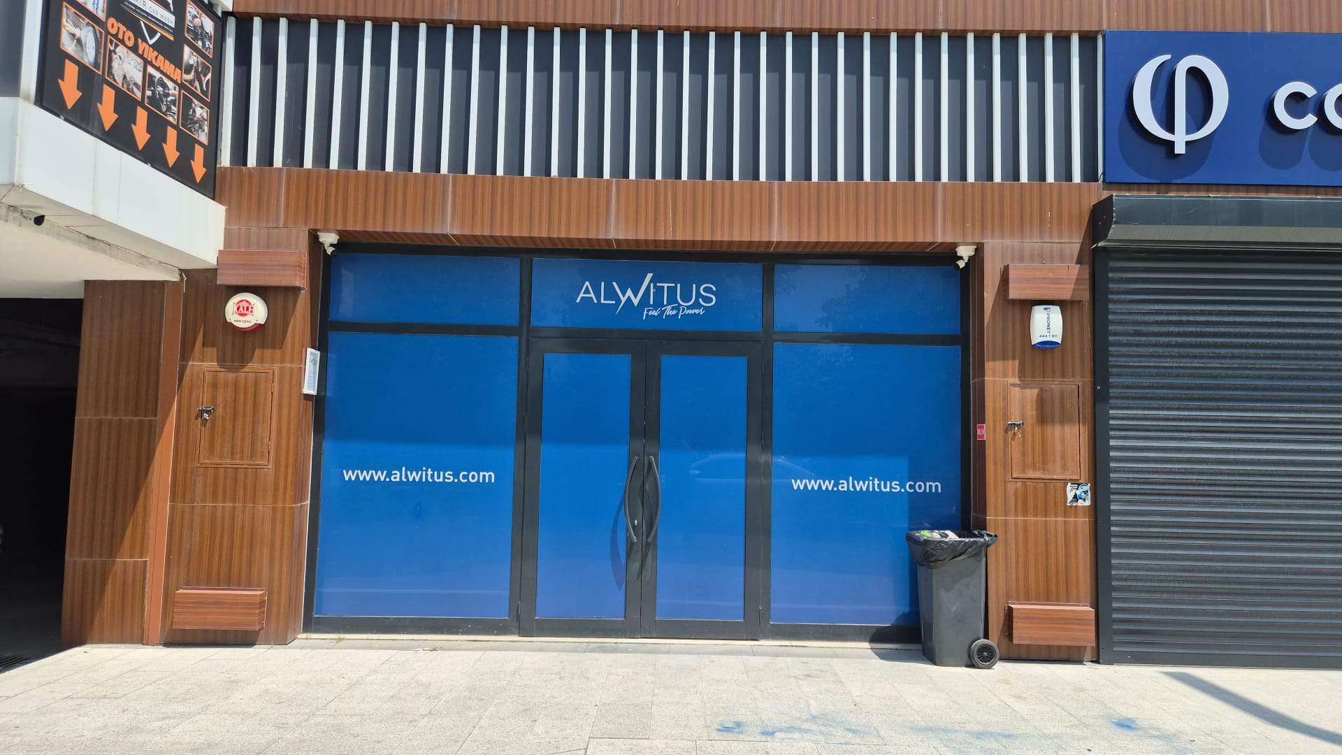 Alwitus storefront