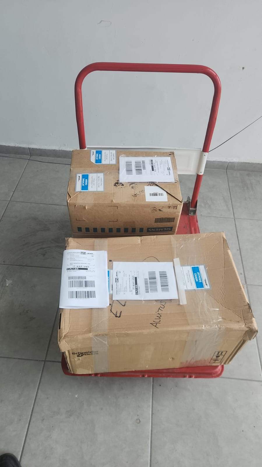 EasyPact CVS breaker box