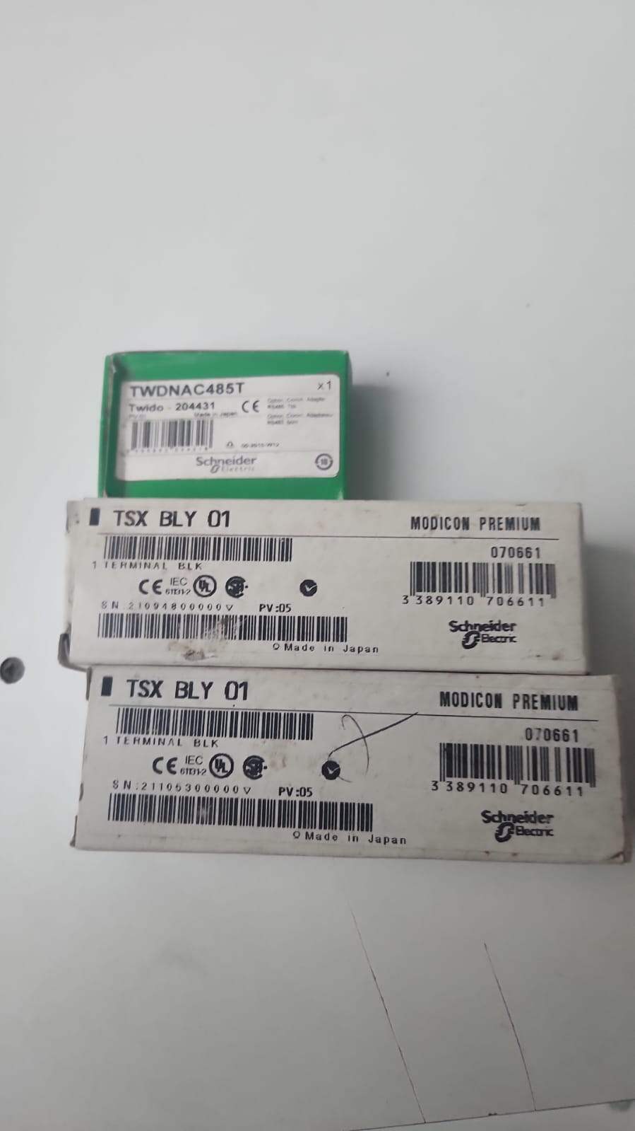 Modicon Premium / Twido labeled boxes